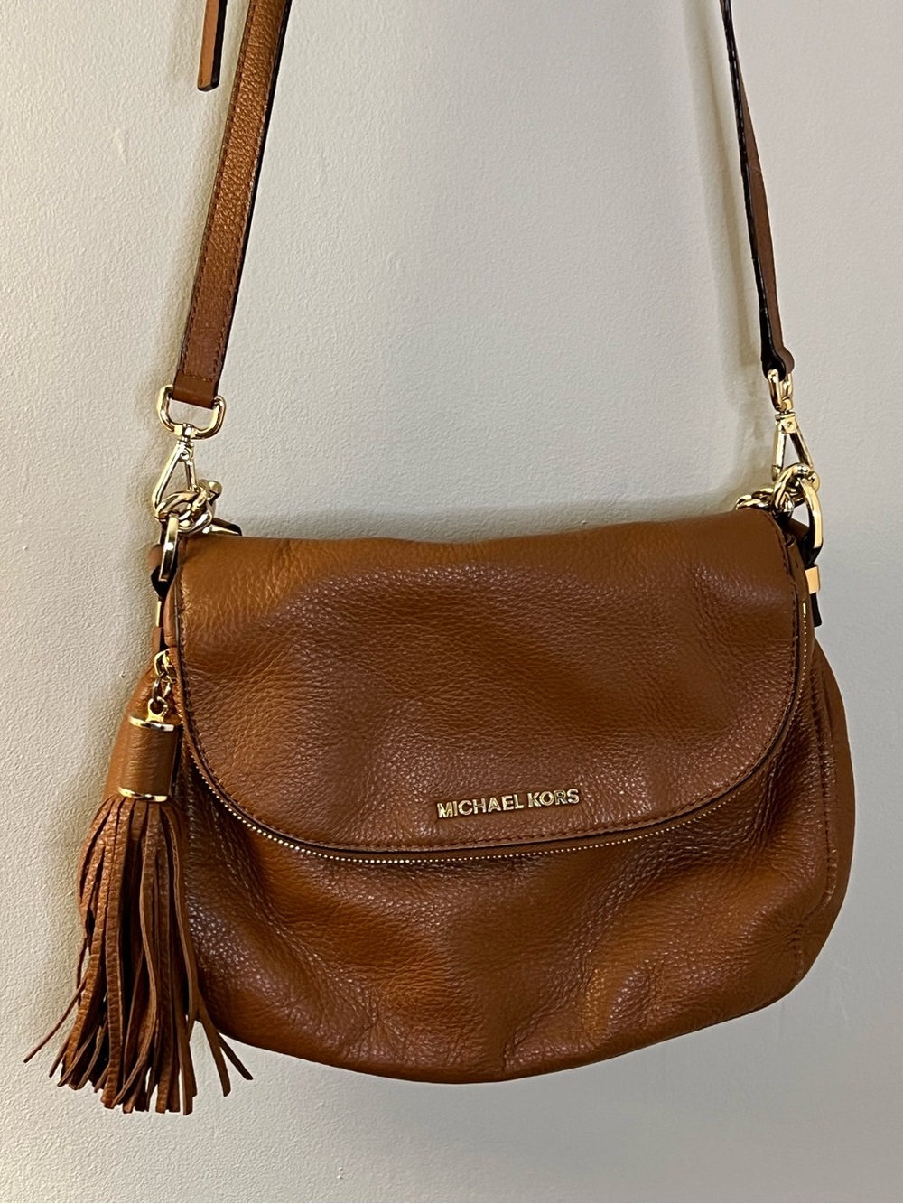 Michael Kors Bedford Flap Brown Pebbled Leather Gold Chain shoulder bag